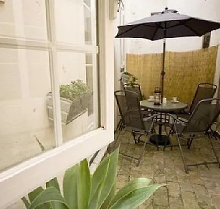 Camoes Deluxe Bairro Alto Apartment Lisbon Room photo